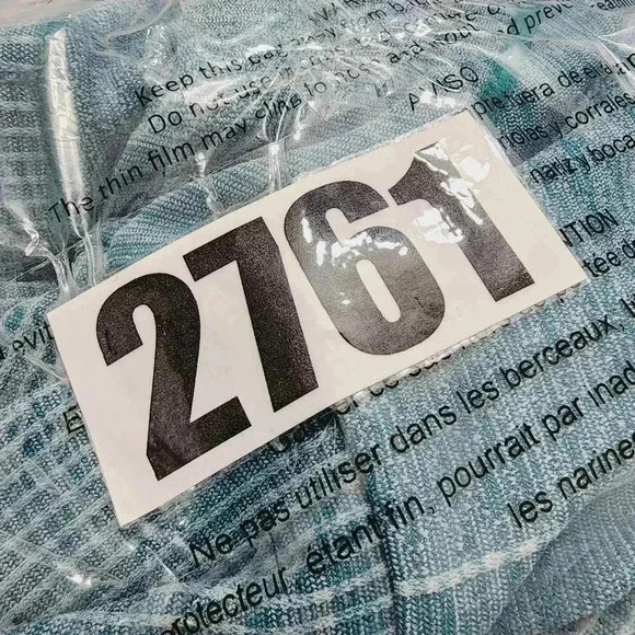 Saucony Women's Athletic Running Sweatshirt Mock neck Size S - Picture 7 of 7